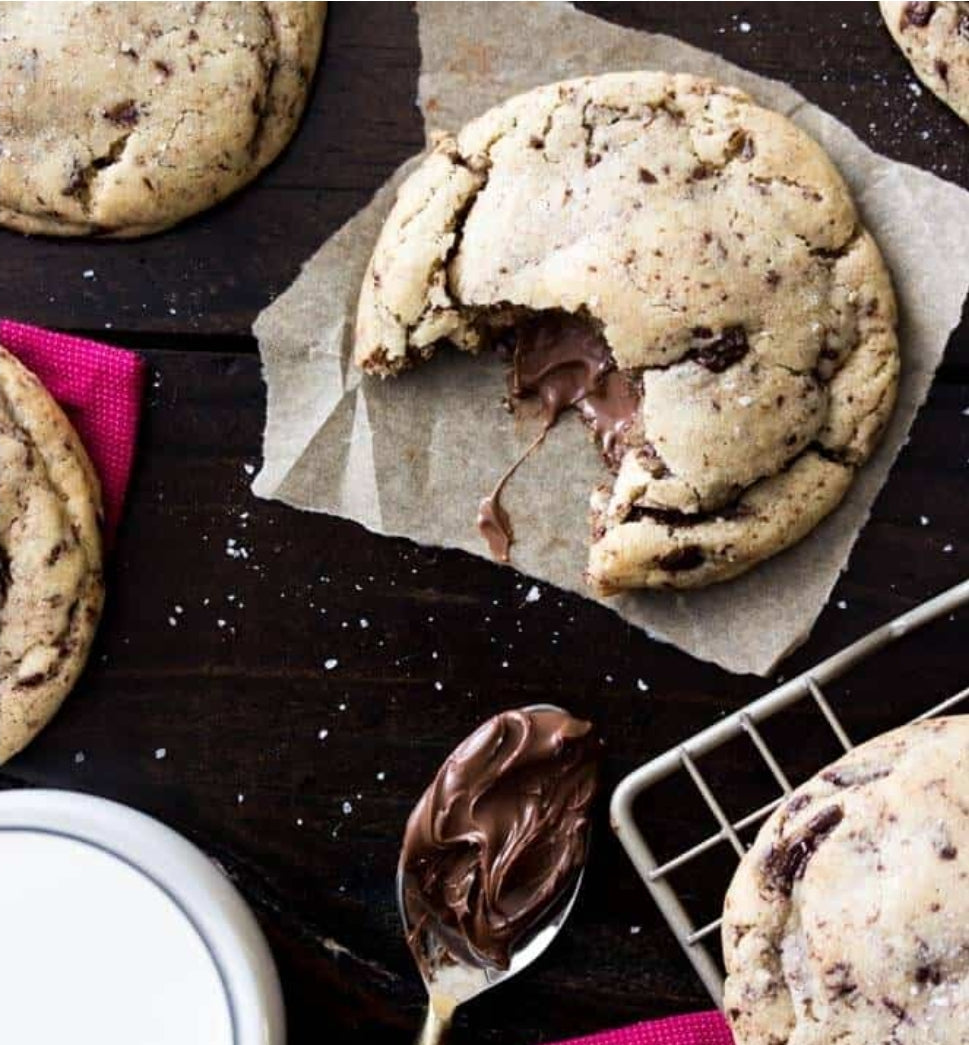 Nutella Stuffed Cookies